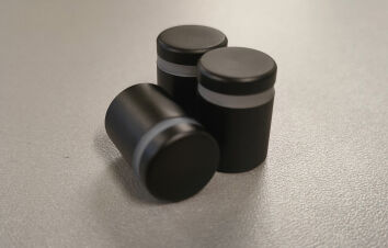 Dystans czarny mat 13x13