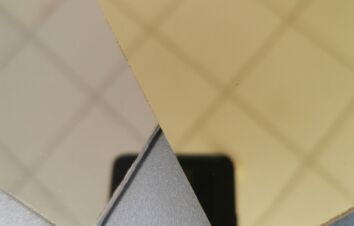 Formatka plexi LUSTRO ZŁOTE samoprzylepne 0,8mm 50x30cm