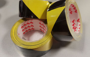 Taśma ostrzegawcza żółto - czarna SCAPA 2724 50/33