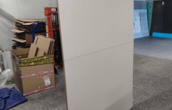 Ścianka dekoracyjna do zdjęć SKŁADANA biała DUŻA