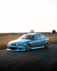 Oracal folia wylewana seria 970 195 RA niebieski metalik jasny połysk - szerokość 152 cm 10cm