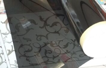 Folia okienna do przyciemniania szyb samochodowych 20 szer 1,52 m2