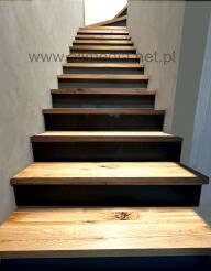 Podstopnie, podstopnice na schody szkło akrylowe czarne połysk na wymiar