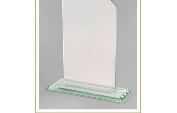 Statuetka szklana 22cm w eleganckim pudełku GRAWER napis